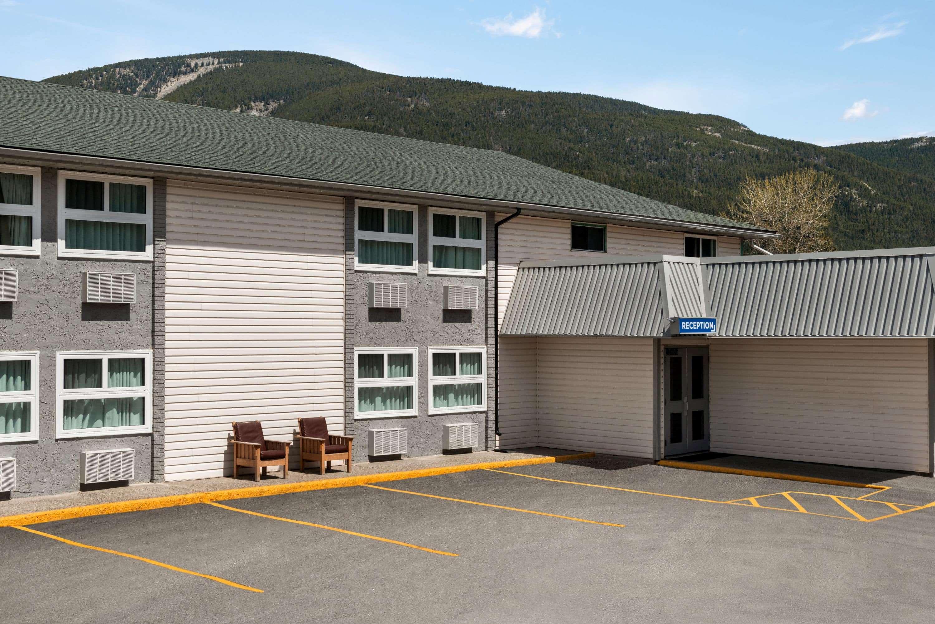Travelodge By Wyndham Blairmore Zewnętrze zdjęcie