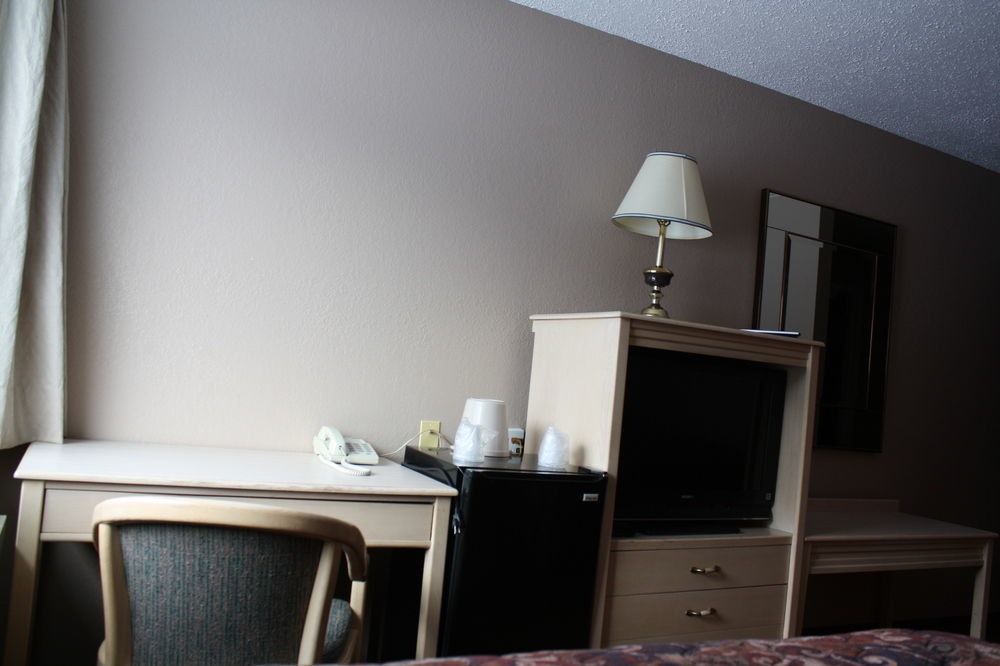 Travelodge By Wyndham Blairmore Zewnętrze zdjęcie