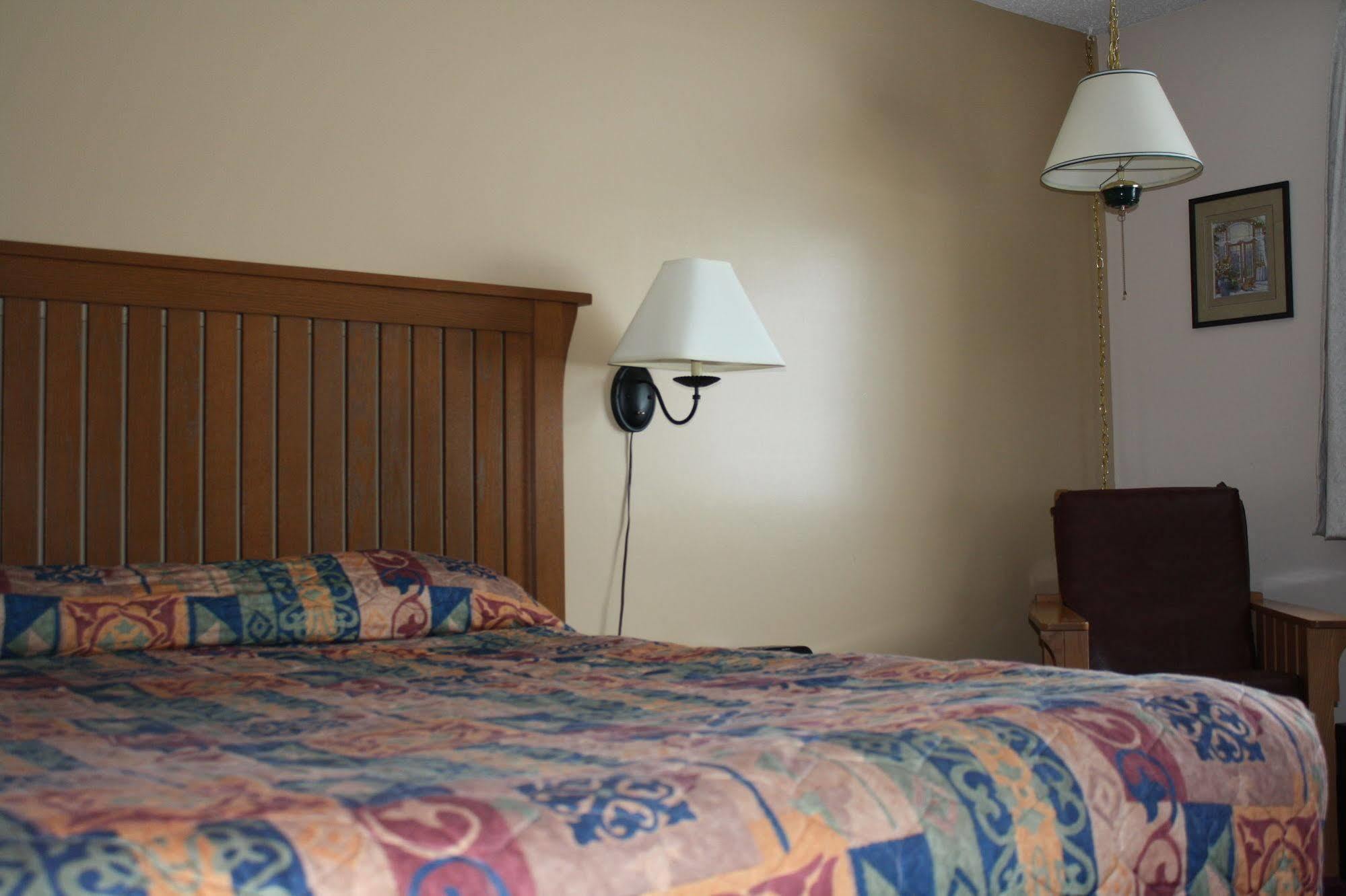 Travelodge By Wyndham Blairmore Zewnętrze zdjęcie