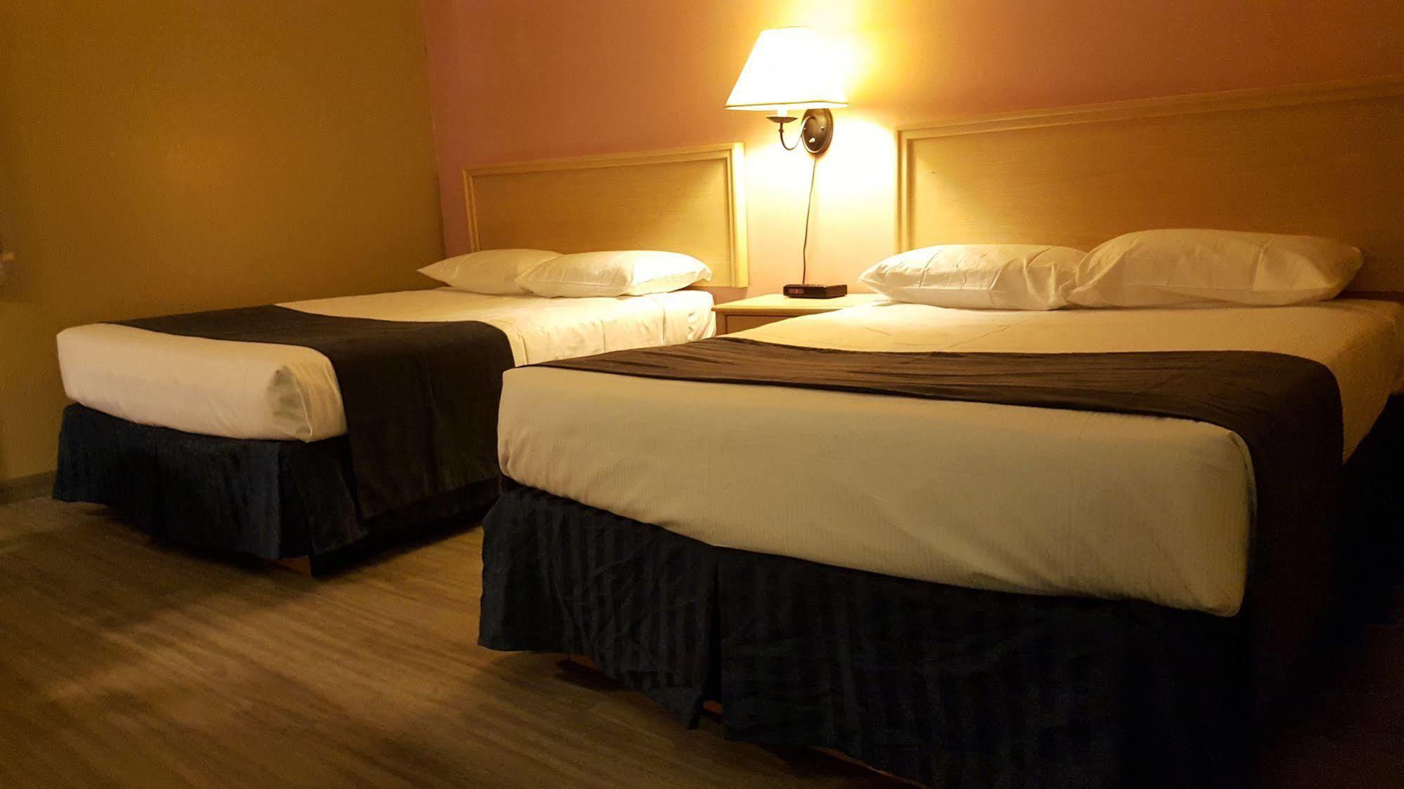 Travelodge By Wyndham Blairmore Zewnętrze zdjęcie