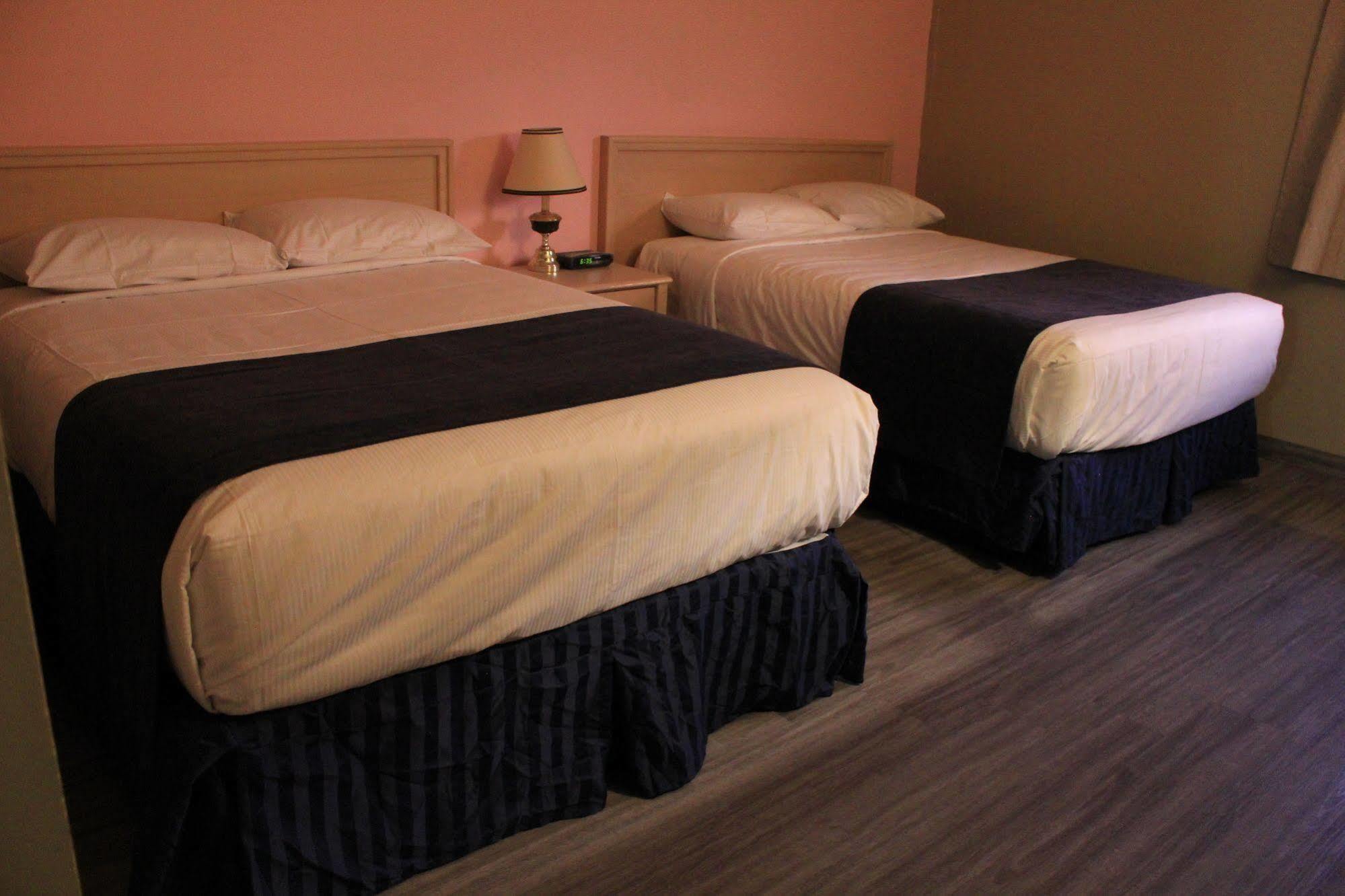 Travelodge By Wyndham Blairmore Zewnętrze zdjęcie